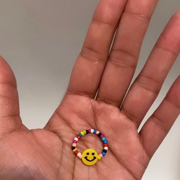 Y2K Inspired Smiley Face Glass Seed Bead Stretch Bracelet & Ring Set - Picture 9 of 9